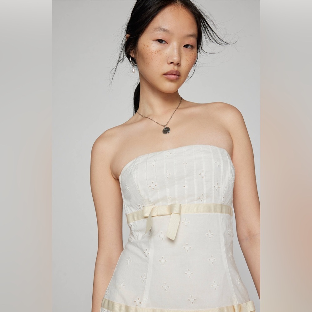 Kimchi Blue Violetta Eyelet Strapless Mini Dress - Picture 3 of 4